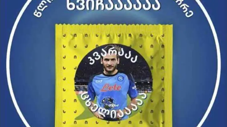 Messi után a grúz Maradona is óvszerdobozra került - kép