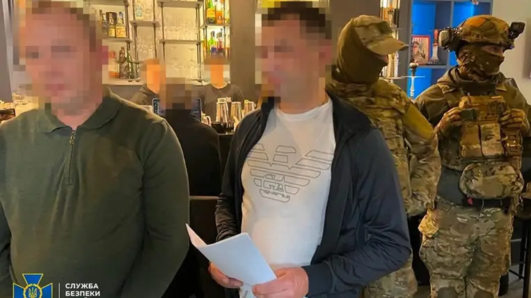 Vezető nyomozó "felügyelte" Kárpátalján a jövedéki termékek illegális értékesítését