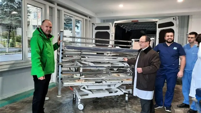 6 millió forintos adomány a kárpátaljaiak egészségéért