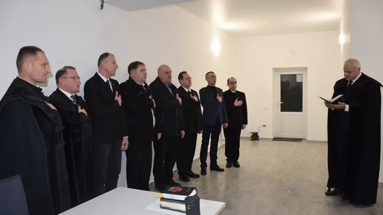 Egyházi tisztségviselők beiktatása Ugocsában