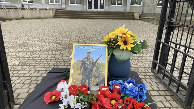 Beregsázszban utolsó útjára kisérték Andrij Krivij hadnagyot