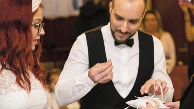 A Drága örökösök sztárja válása után pár hónappal újraházasodott: eddig titkolta