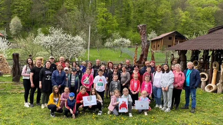 Honismereti kiránduláson a nagycsaládosok 