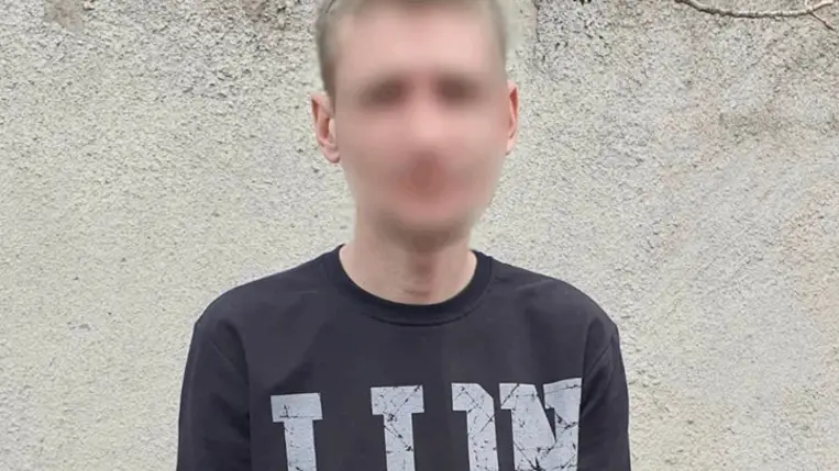 A kárpátaljai rendőrök veszélyes alpha-PVP szintetikus kábítószert találtak egy büntetett előéletű nagyszőlősi férfinál. Fotó: Kárpátalja Rendőrsége