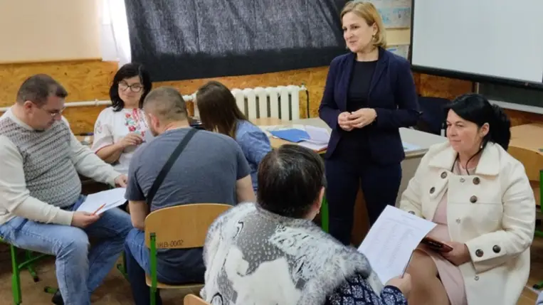 Szeminárium roma gyerekeket oktató pedagógusok számára – A sajátos nevelési igényű gyermekek inkluzív oktatása/nevelése – az elmélettől a gyakorlatig.