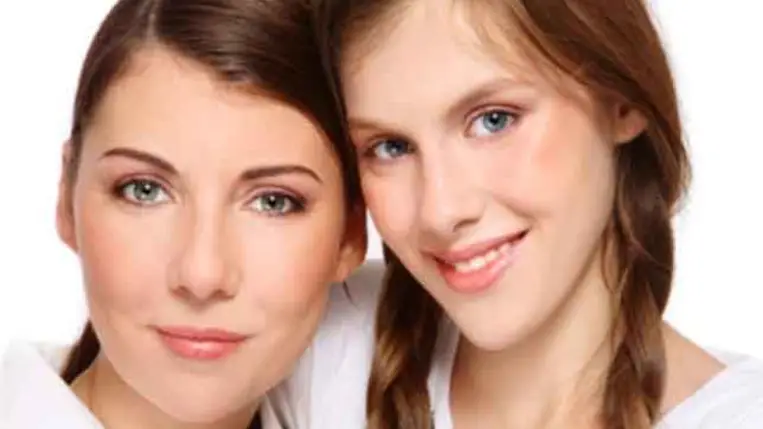 Ezek a hormonzavarok okoznak legtöbbször pattanásokat felnőttként