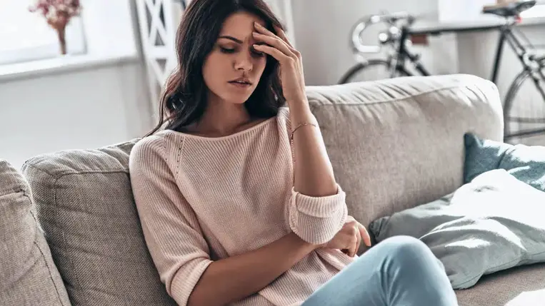  5 kellemetlen stressztünet, amit vitaminokkal is leküzdhetsz 