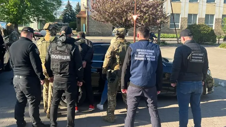 Őrizetben: Hadköteleseket szállítottak át a határon. Fotó: Kárpátaljai Megyei Rendőrség