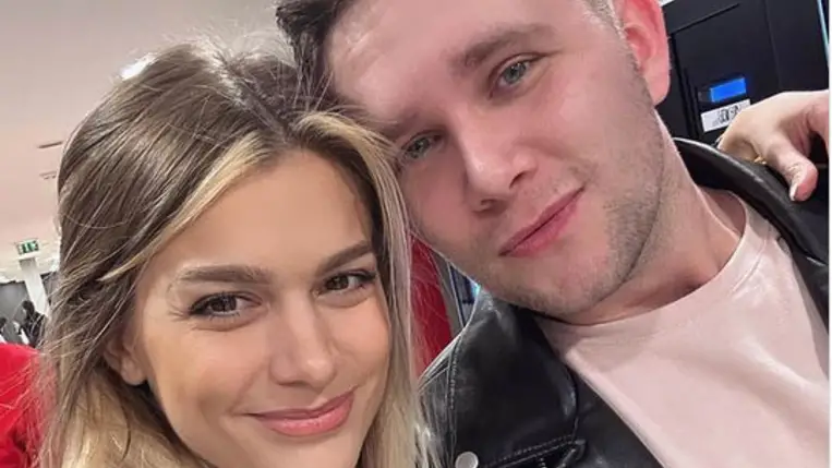 Weisz Fanni bátyja elképesztően jóképű férfi