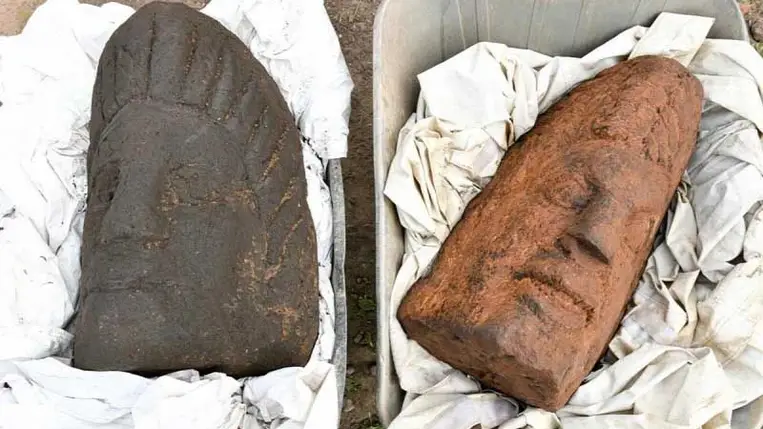 Kolosszális méretű, faragott fejek hevertek Hadrianus fala közelében