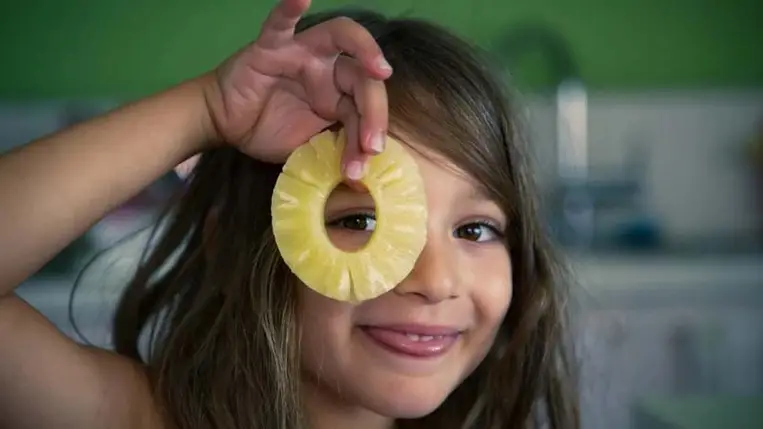 Vérző száj: az ananász különös mellékhatása