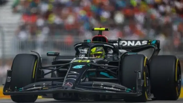 Újabb komoly fejlesztésekre készül a Mercedes
