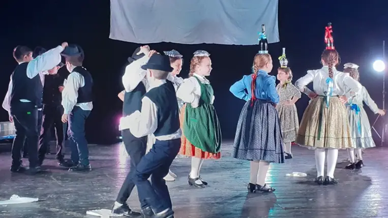 A Rezeda Folkműhely évzáró gálakoncertjén - Népi kultúránk őrzői és továbbadói