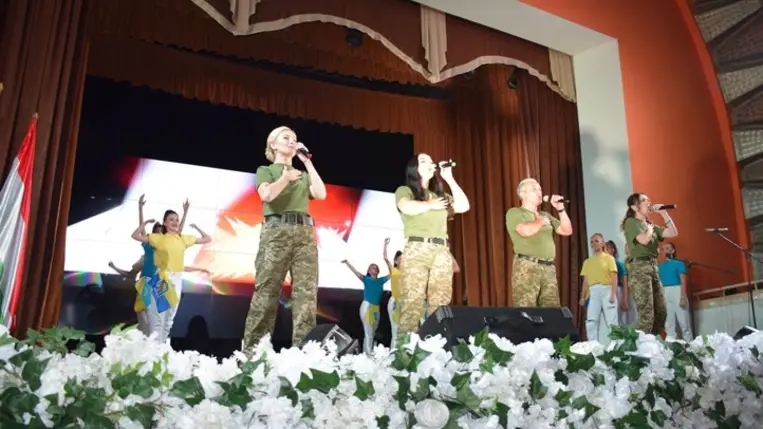 Gyász és fájdalom – megemlékezés és jótékonysági koncert Beregszászon. Fotó: Kovács Elemér