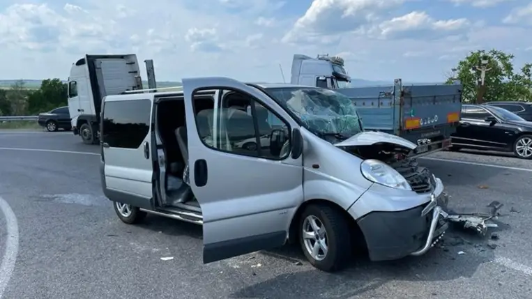 Kárpátalján hatan megsérültek egy közúti balesetben. Fotó: Kárpátaljai Rendőrség