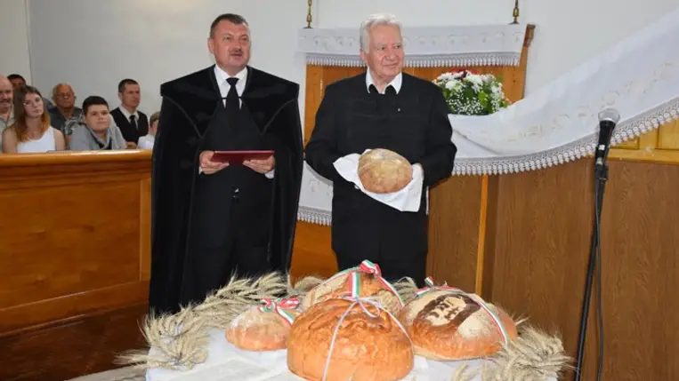 Hálaadó aratási csendesdélután Verbőcön - Hit, együttérzés, összefogás. Fotó: Kovács Elemér