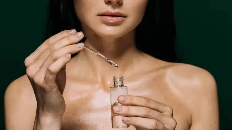 Kamillát a pattanásra! Rekordidő alatt elmúlik, ha így kezeled 