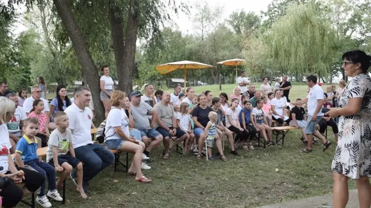 Nyárbúcsúztató a nagycsaládosoknál - Közös élménygyűjtés és hálaadás. Fotó: Kovács Erzsébet