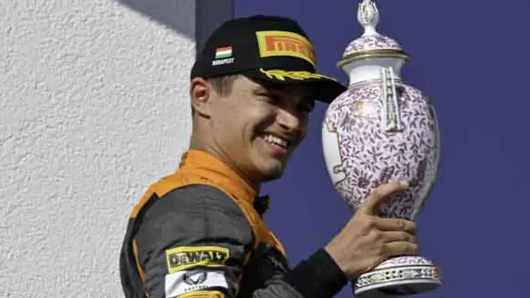 Norris fejében megfordult, hogy elhagyja a McLarent