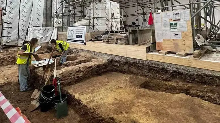 Ebben a Föld alatti kriptában csak üres sírokat találtak