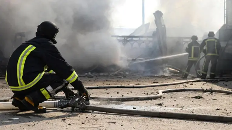 Az orosz erők a dél-ukrajnai Herszon város központja ellen intéztek támadást vasárnap kora délután. Fotó: DSZNSZ