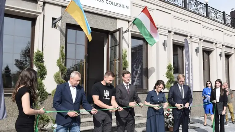 Évnyitó ünnepség az MCC Beregszászi Képzési Központjában. Fotó: Kárpátinfo/Kovács Elemér