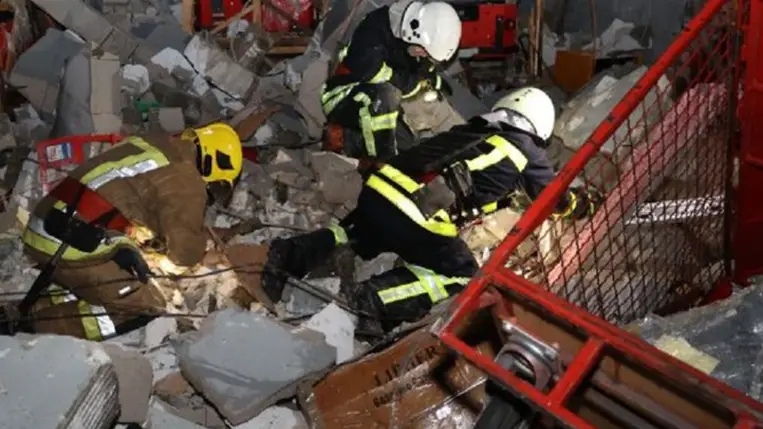 Orosz légicsapás érte a Nova Posta kirendeltségét Harkiv közelében. Fotó: (facebook.com/DSNSKHARKIV)