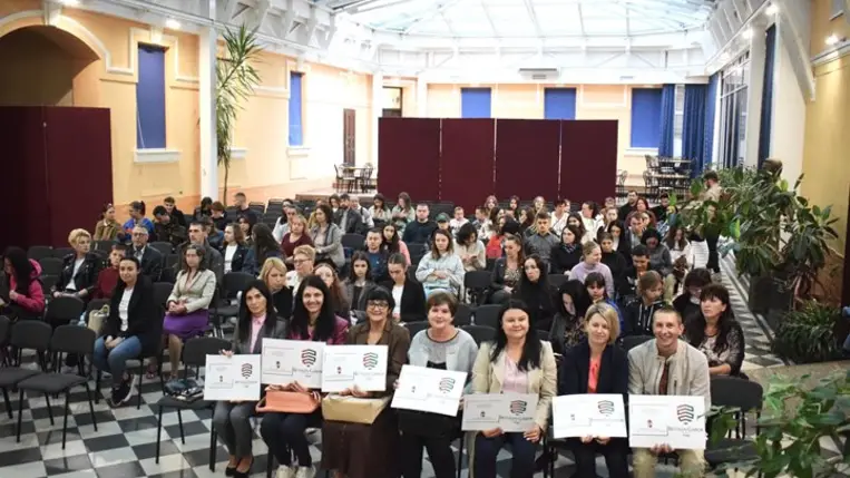 Nyelvtanfolyamok indultak a Rákóczi Főiskolán