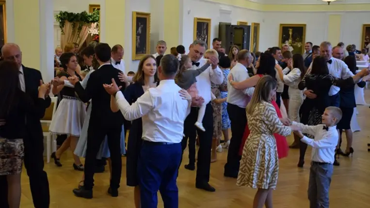 Éltető hagyomány – Szüreti bál a nagycsaládosoknál. Fotó: Kárpátinfo/Kovács Elemér