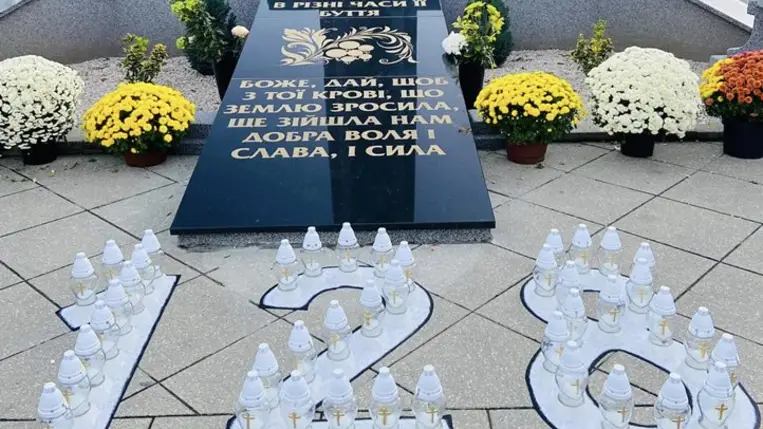 A 128-as gépesített lövészdandár elhunyt hőseire emlékeztek Beregszászban