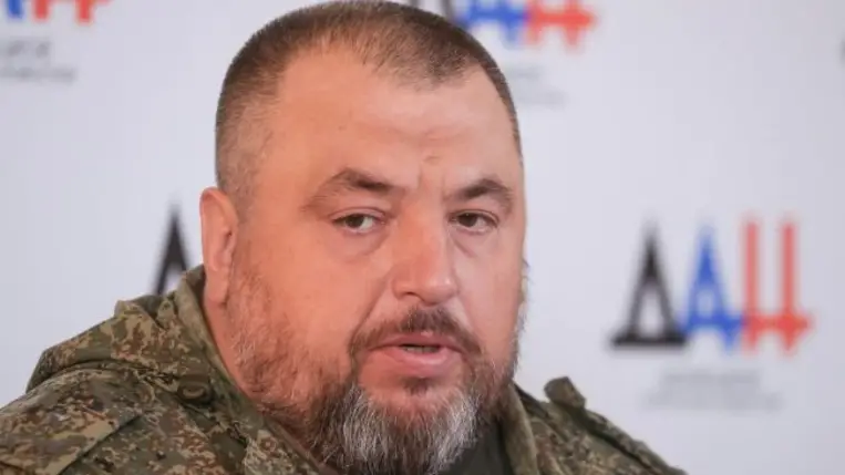 Mihajlo Filiponenko, az önhatalmúlag kikiáltott Luhanszki Népköztársaság (LNR) fegyveres erői, a "népi milícia" volt parancsnoka.