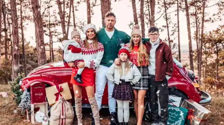 Berki Mazsi kislánya és párja gyermekei először közös fotón
