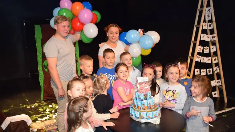 Meseelőadás a Kárpátaljai Megyei Magyar Drámai Színházban - Ugri meg Bugri. Fotó: Kárpátinfo/ Kovács Erzsébet