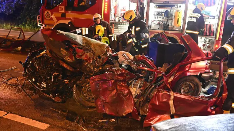 Ketten meghaltak egy balesetben Budapesten, a vétkes sofőr elmenekült