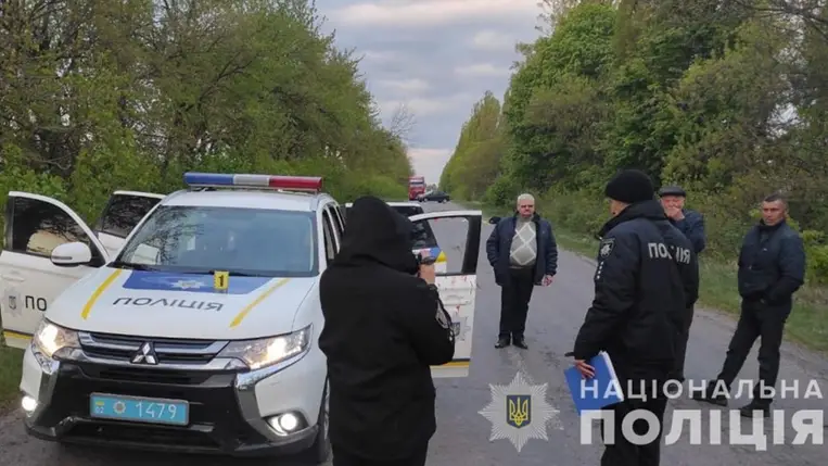 Autóból lőttek rá a rendőrökre Ukrajnában: egy halott, egy sebesült. Fotó: Nemzeti Rendőrség