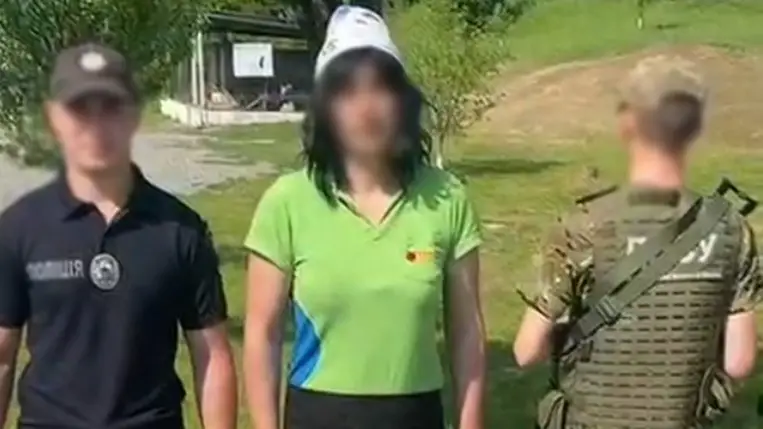 Nőnek öltözve akarta átlépni a határt Kárpátalján. Fotó: Ukrán Állami Határőrszolgálat