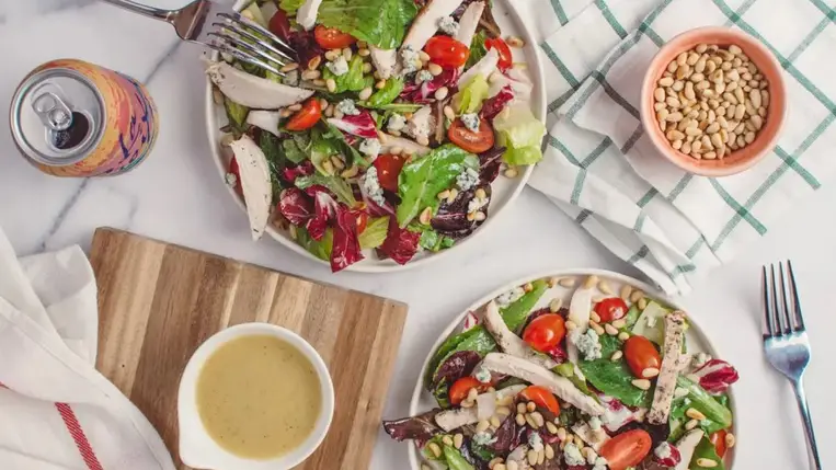 A hagyma nyersen jó! 5 zöldség, amit egészségesebb nyersen enni 