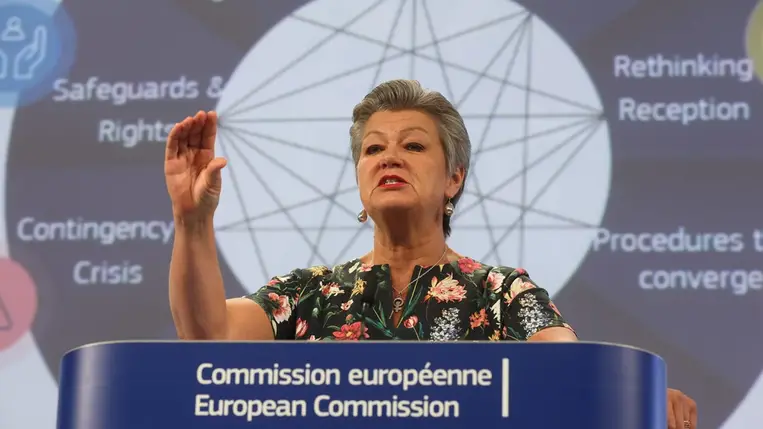 Uniós biztos: Az EU-tagállamok támogatják ukrán menekültek ideiglenes védelméről szóló irányelv meghosszabbítását