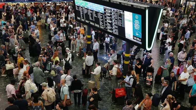 Hollandiában számítógépes üzemzavarokat jelentett több kormányhivatal, leállt a forgalom Eindhoven repülőterén (Fotó: EPA/ANDY RAIN)