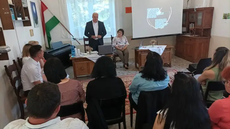 Református óvodák munkatársainak szakmai napja Mezőváriban - Szeretettel nevelés és lélekmentés.  Fotó: Kárpátinfo/Kovács Erzsébet