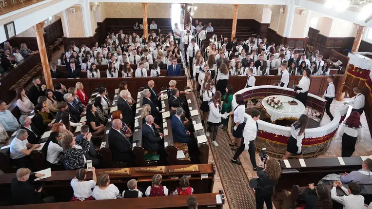 A Kárpátaljai Magyar Líceum központi tanévnyitója Nagydobronyban 