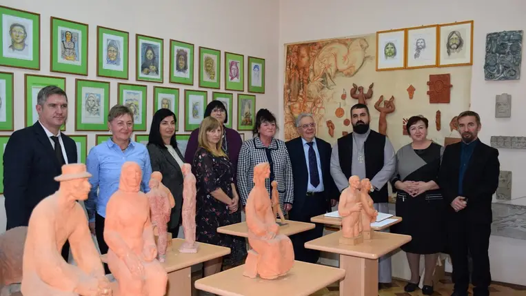 Száz éve született Horváth Anna - A nagy formátumú alkotóra emlékeztek a róla elnevezett iskolában. Fotó: Kárpátinfó/ Kovács Elemér