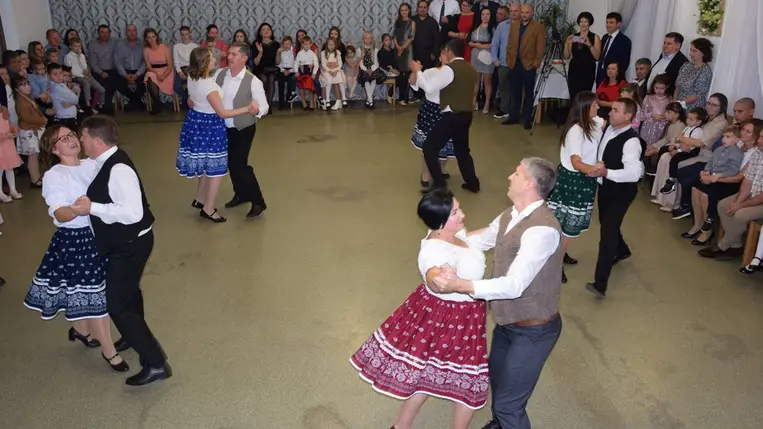 Szüreti bál a nagycsaládosoknál - Együtt, a közösség által erősödve. Fotó: Kárpátinfó/ Kovács Elemér