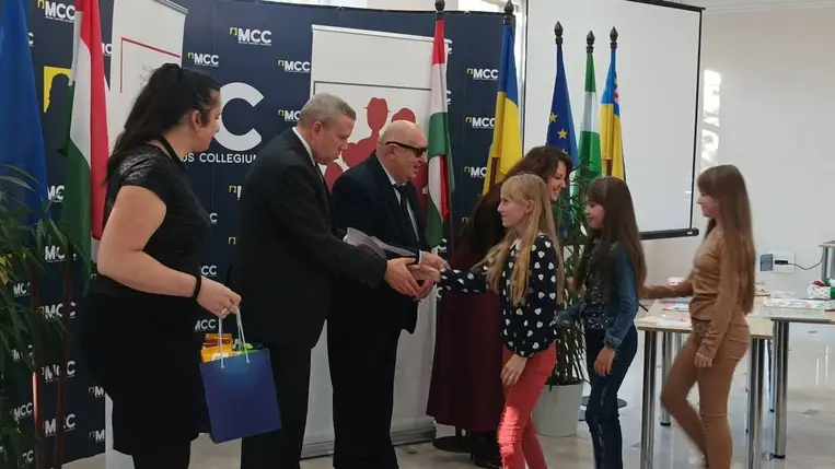 Ünnepi díjátadó a nagycsaládosoknál -  A szabadság napja