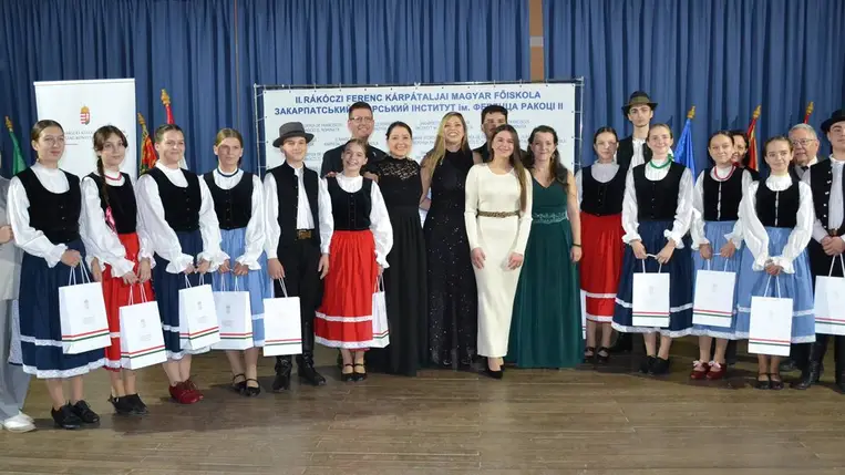 Jazzation acappella koncert Beregszászban