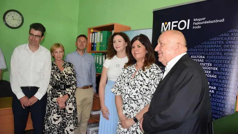 Fejlesztésösztönző irodát nyitott Beregszászban a KMKSZ - Arccal az Európai Unió felé. Fotó: Kárpátinfo/Kovács Elemér