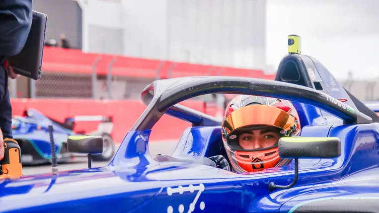 Műszaki gondjai ellenére helyt állt Portimaóban Hideg Ádám. Fotó: Hideg Ádám média.