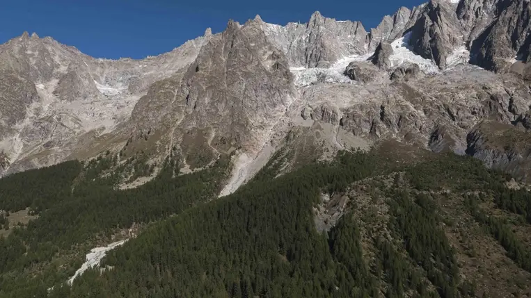 Eltűnt négy hegymászó a Mont Blanc olasz oldalán