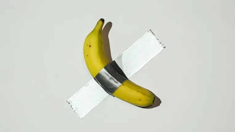 A modern művészet mára a gazdagok kedvenc pénzmosodájává vált, ennek rútsága pedig a minőségben is meglátszik / Fotó: AFP