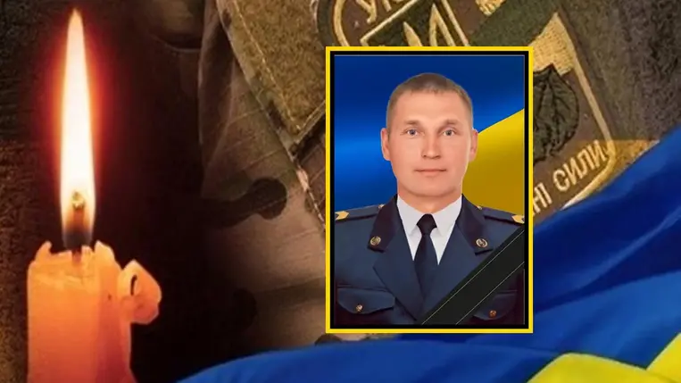 Munkácson utolsó útjára kísérik Szerhij Burdak katonát. Fotó: Munkácsi Városi Tanács